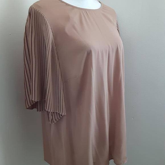 Worthington Tops - Worthington Womens Crew Neck Short Sleeve Blouse Size OX New $18